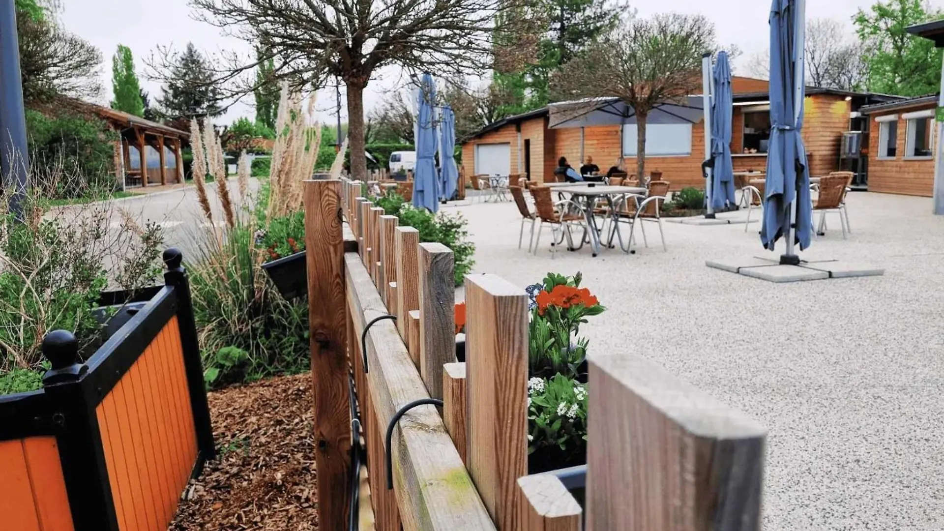 Camping De Charlieu - Mobile Home