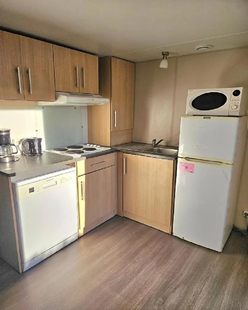 Camping De Charlieu - Mobile Home Campsite