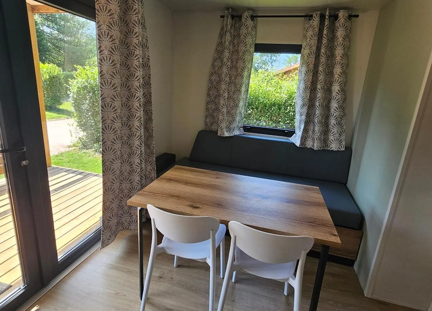 Camping De Charlieu - Mobile Home 0*,  France